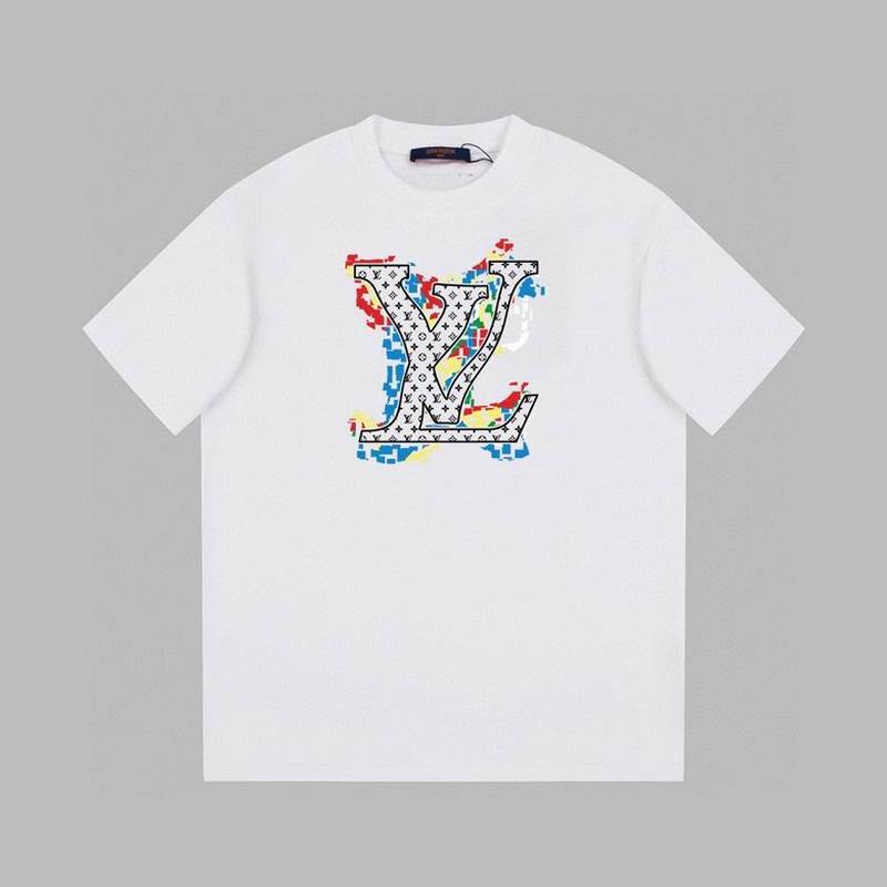 Louis Vuitton Men's T-shirts 158